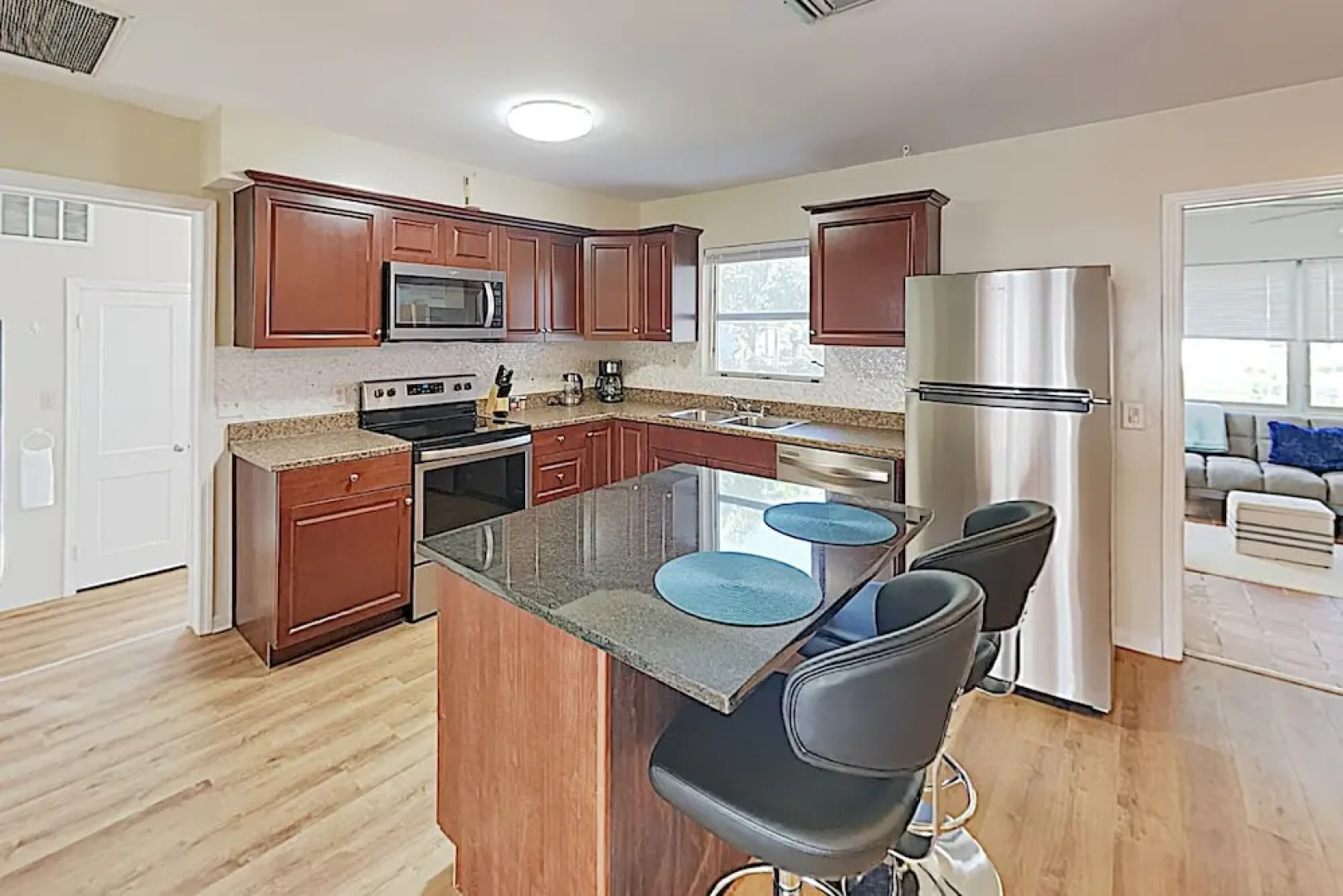 New Listing! Tropical Getaway - 5 Minutes To Beach 2 Bedroom Home