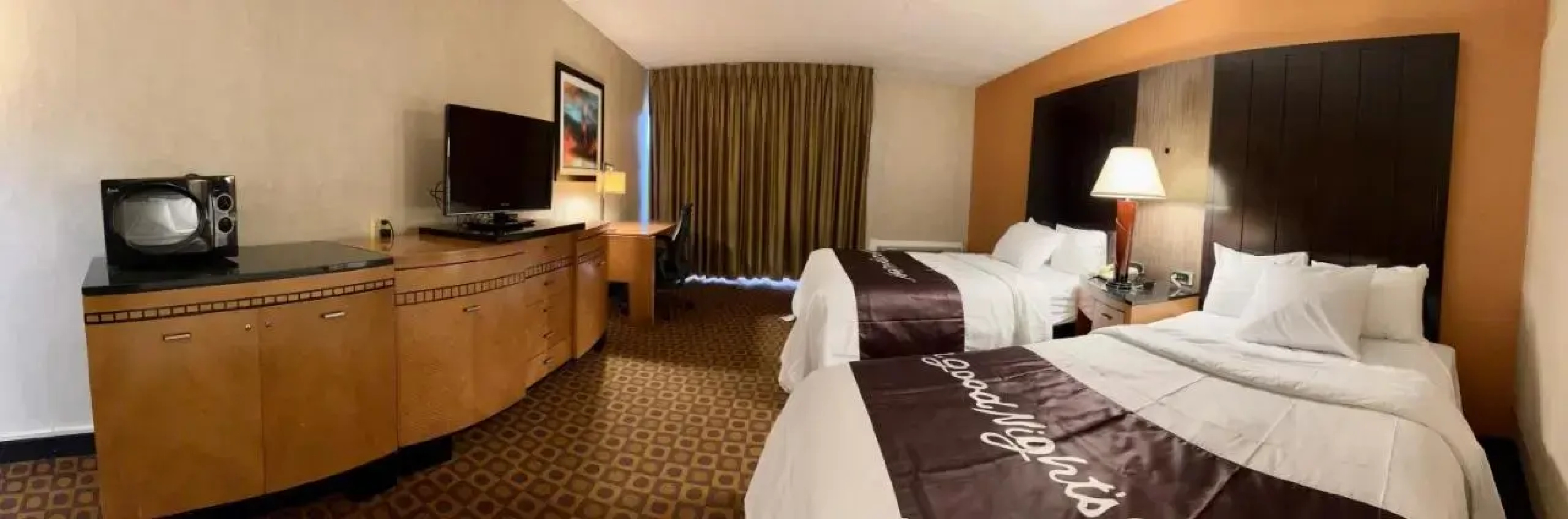 Ramada - Bradley Airport
