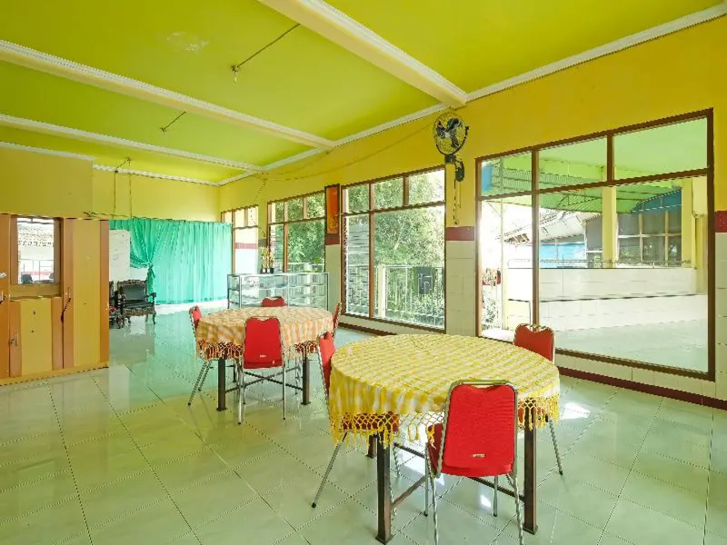 Capital O 91914 Hotel Citra Dewi 2 Int's