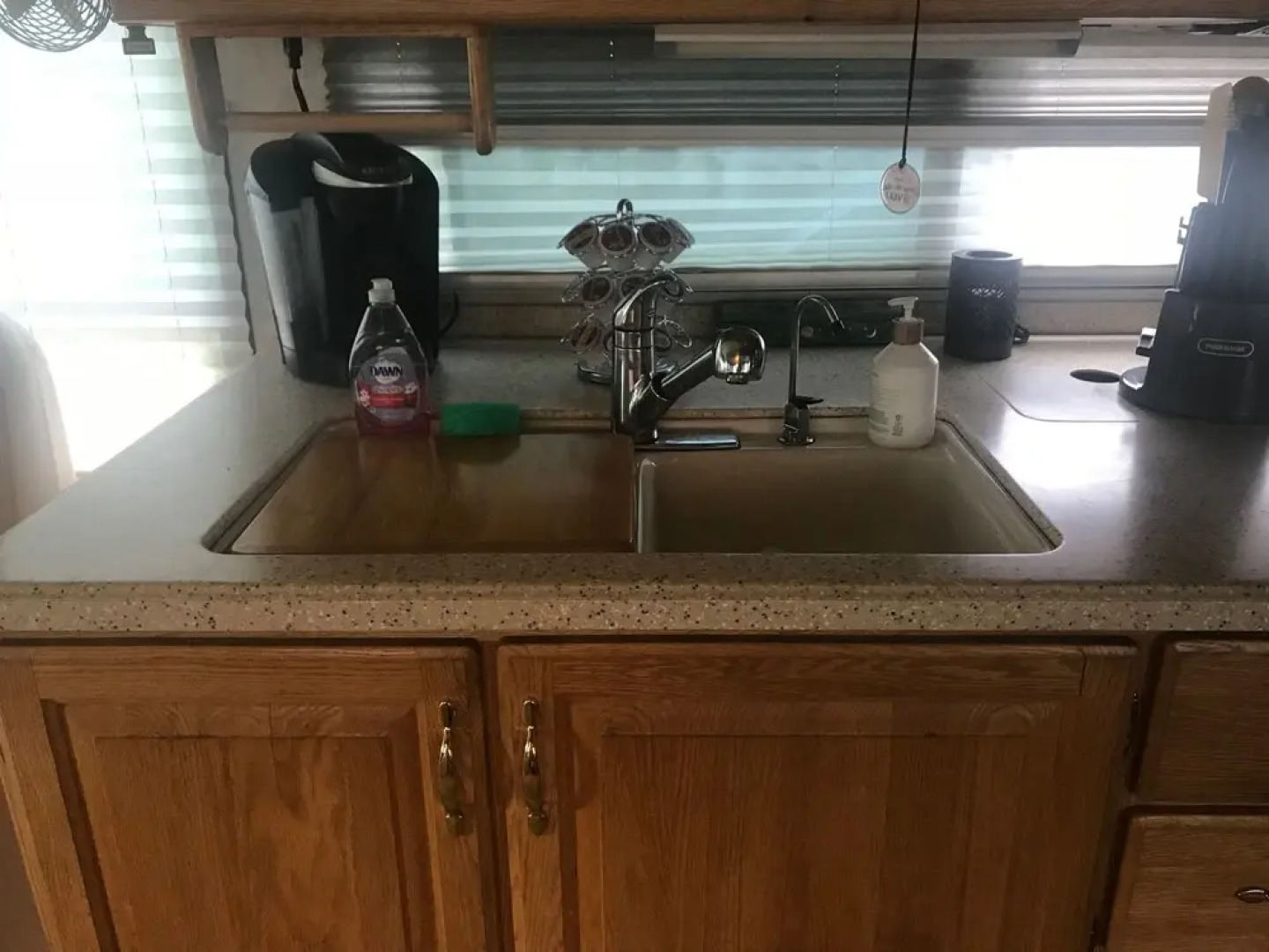 Blue Dolphin Inn and Cottages