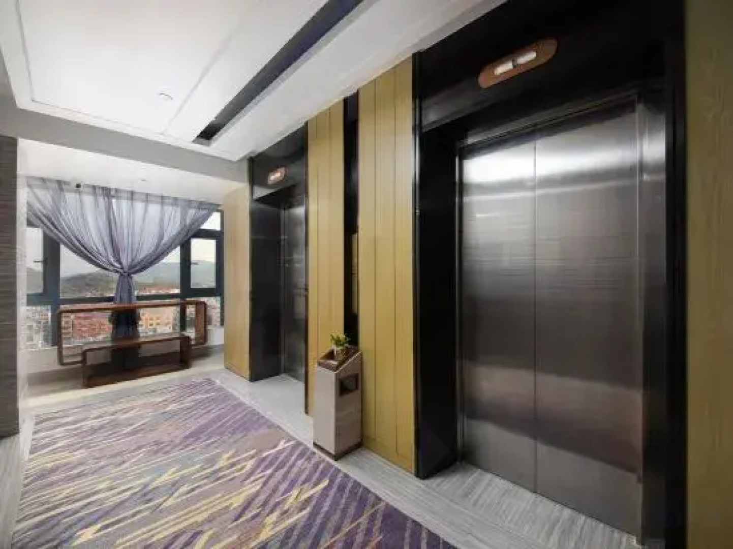 Yiyuan Lanbao Hotel Lingshui