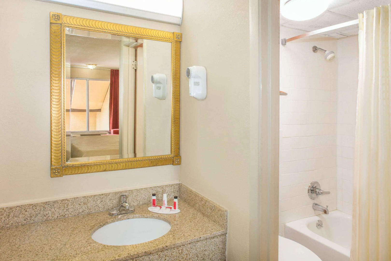 Days Inn by Wyndham Blytheville