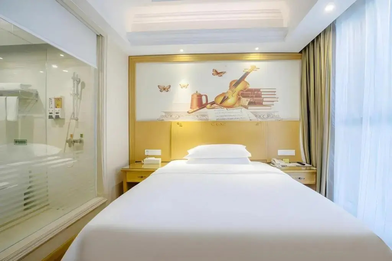 Vienna International Hotel Zhongshan Torch Center