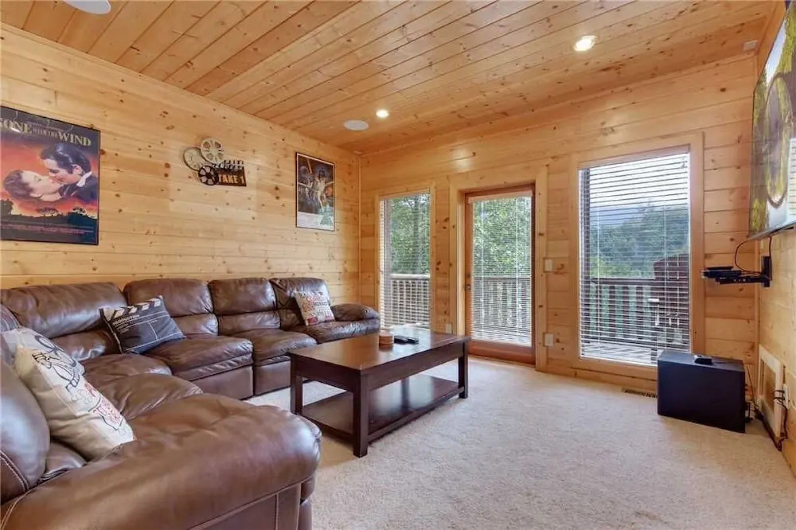 Changes in Latitude 4 Bedroom Home with Hot Tub