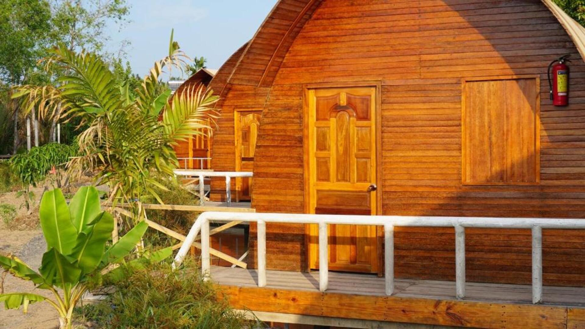 Hong thai River side homestay