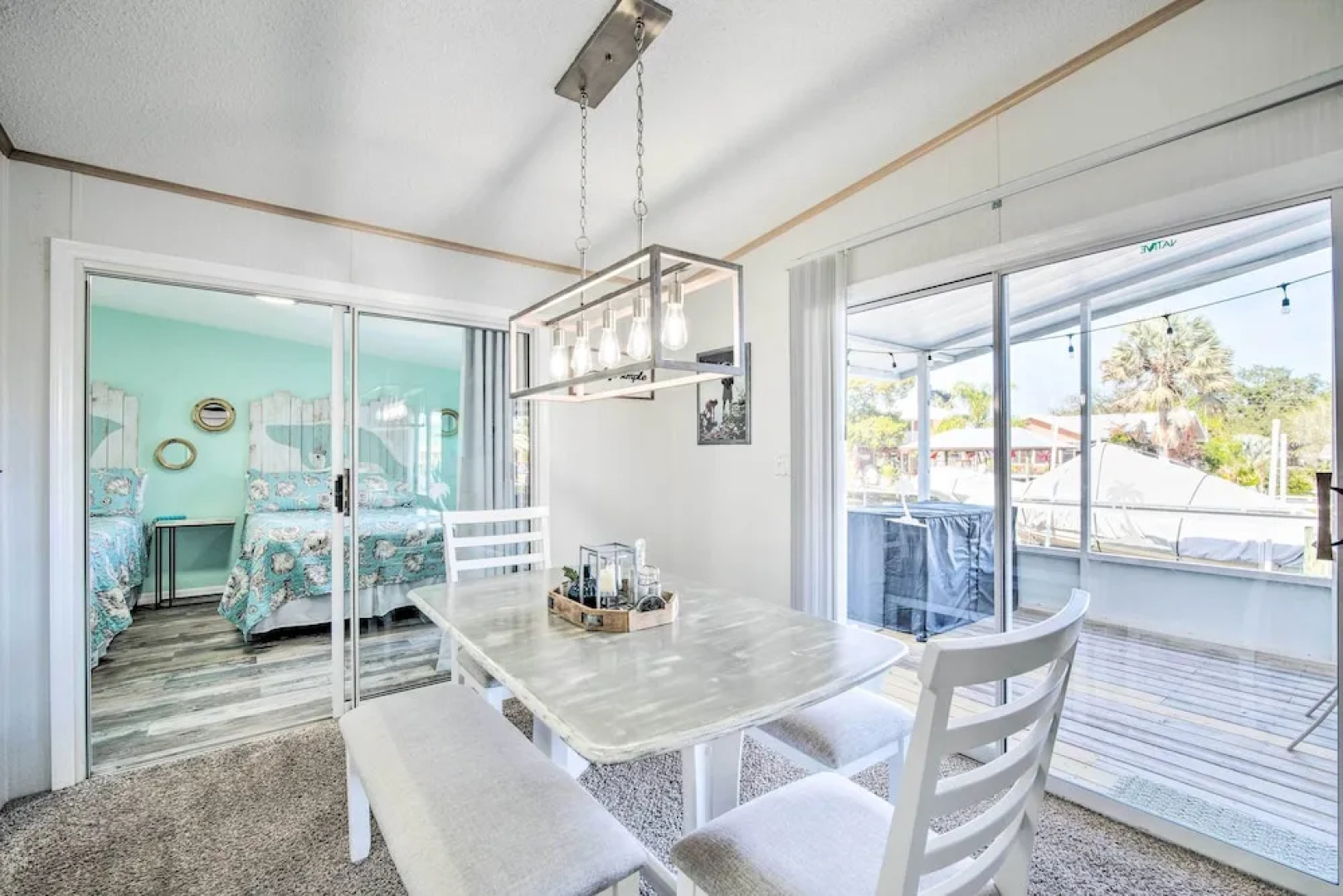 Boat Dock & Porch: Riverfront Retreat in Homosassa