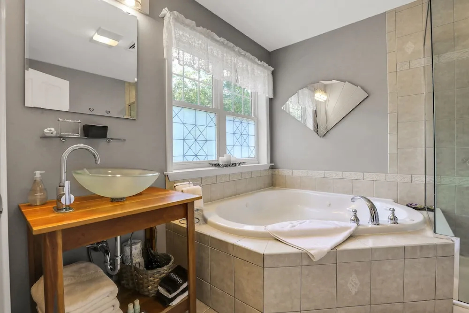 Moondance Ridge Bed & Breakfast