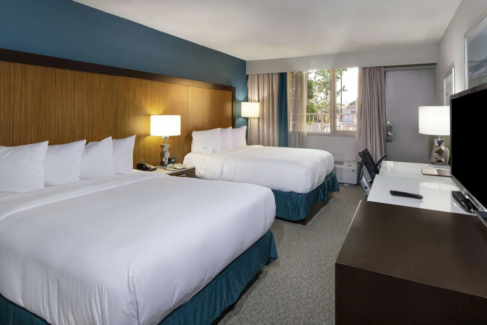 DoubleTree by Hilton Hotel Jacksonville Airport