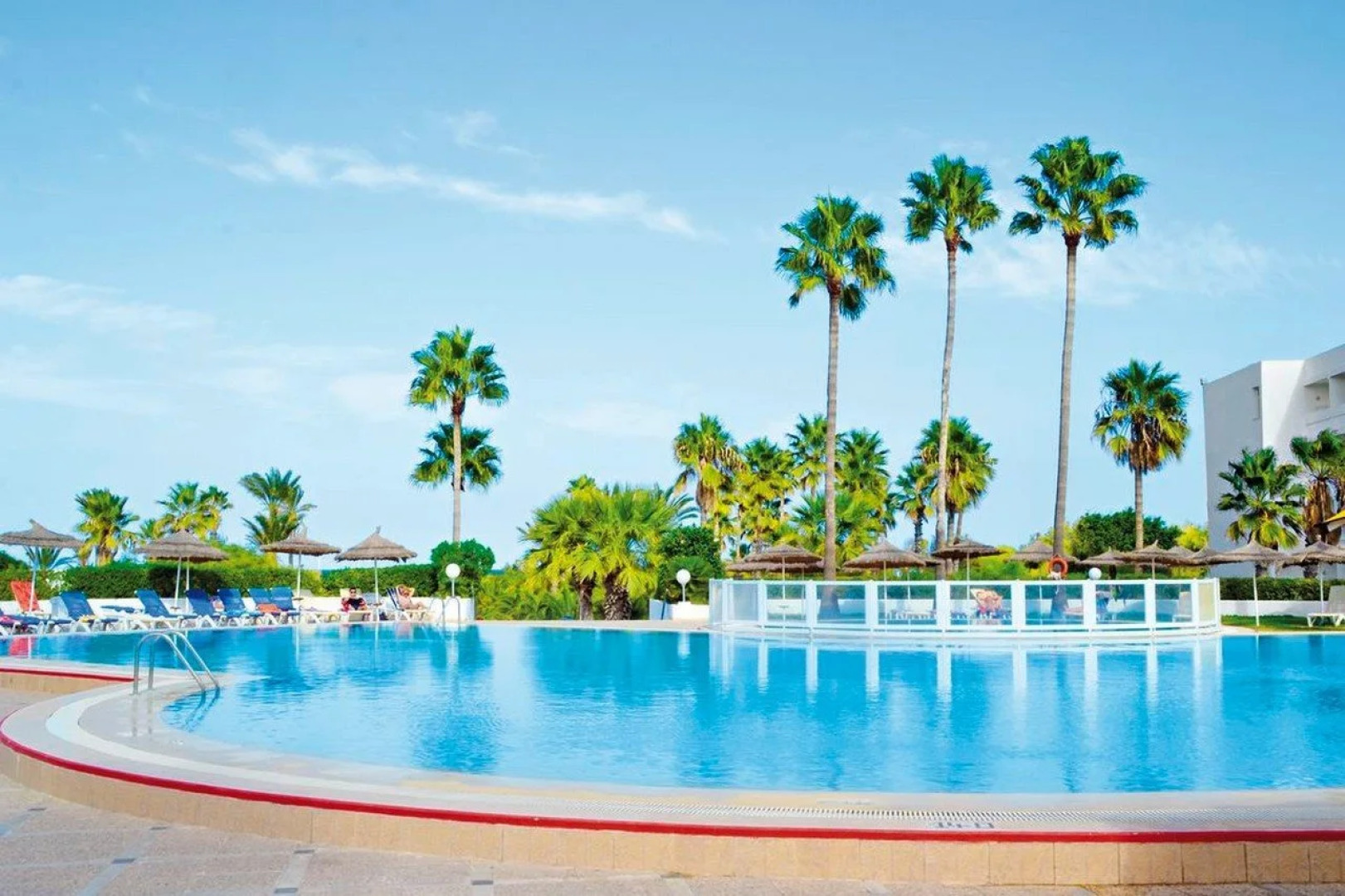 Hotel Tropicana Club & Spa