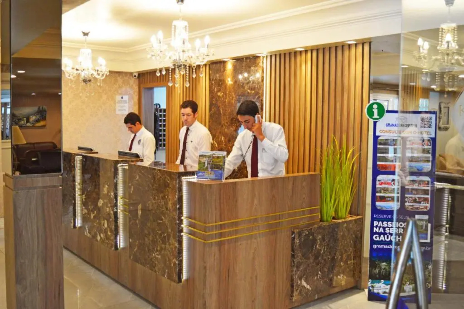 Sky Ville Canela Hotel