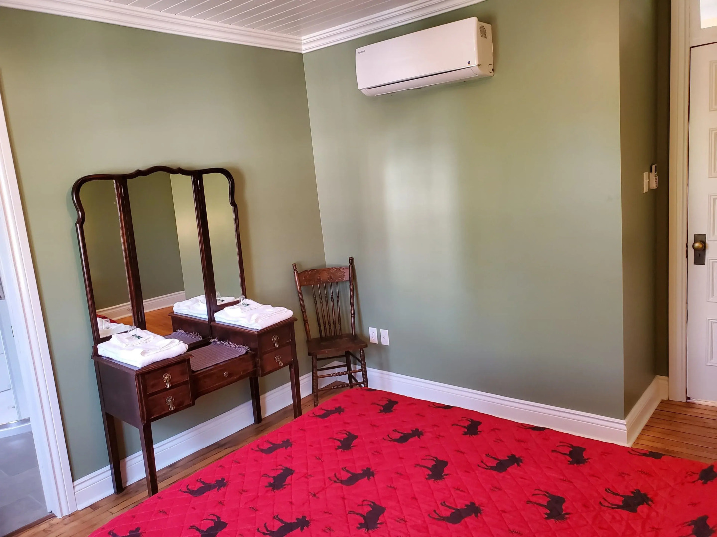 Capharnaüm Gîte - Boutique - Café