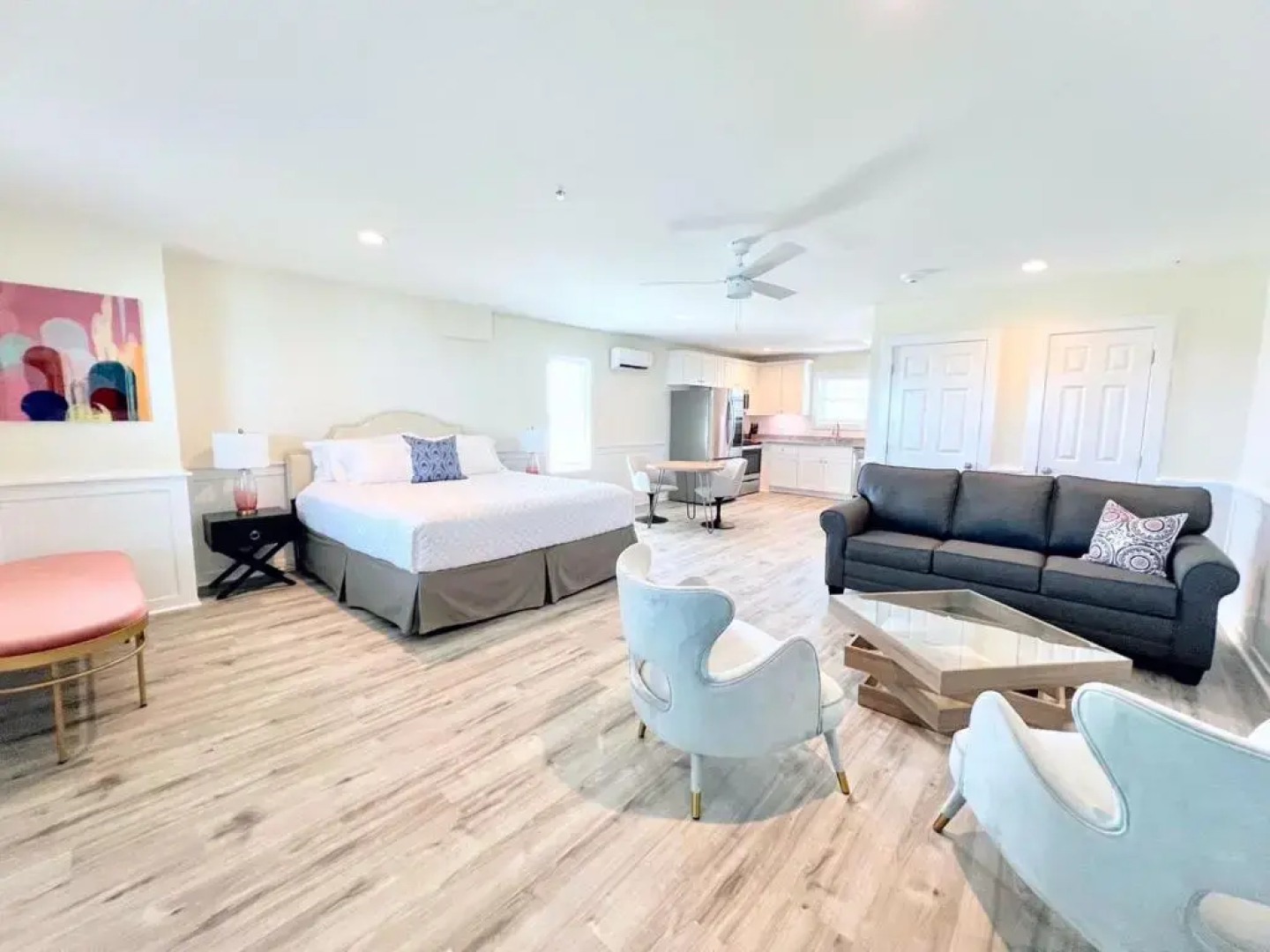 Saltwater 101 1st Floor Barefoot ADA