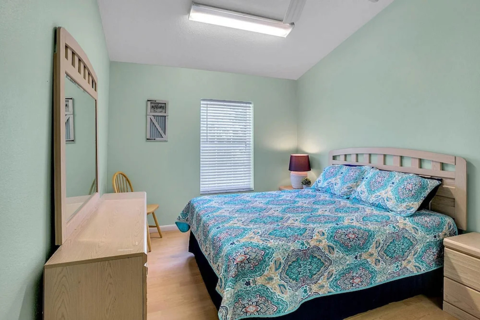 Group-Friendly Tarpon Springs Duplex by RedAwning