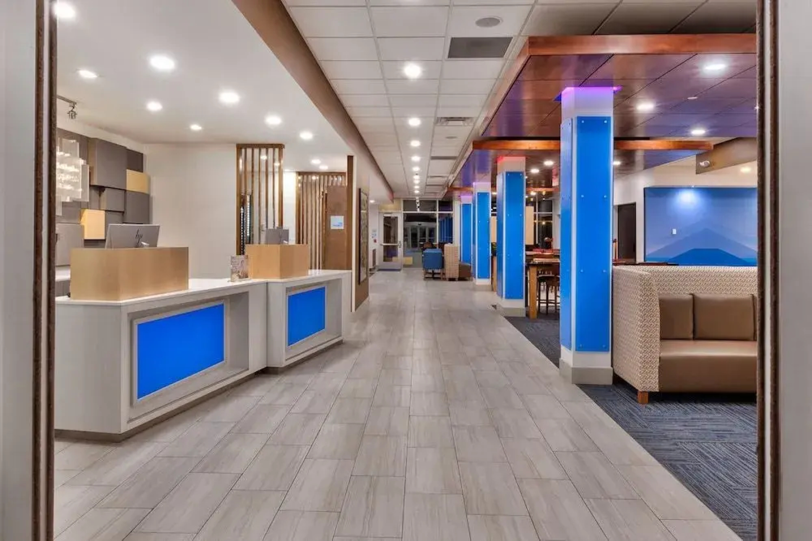 Holiday Inn Express & Suites Milan – Sandusky Area