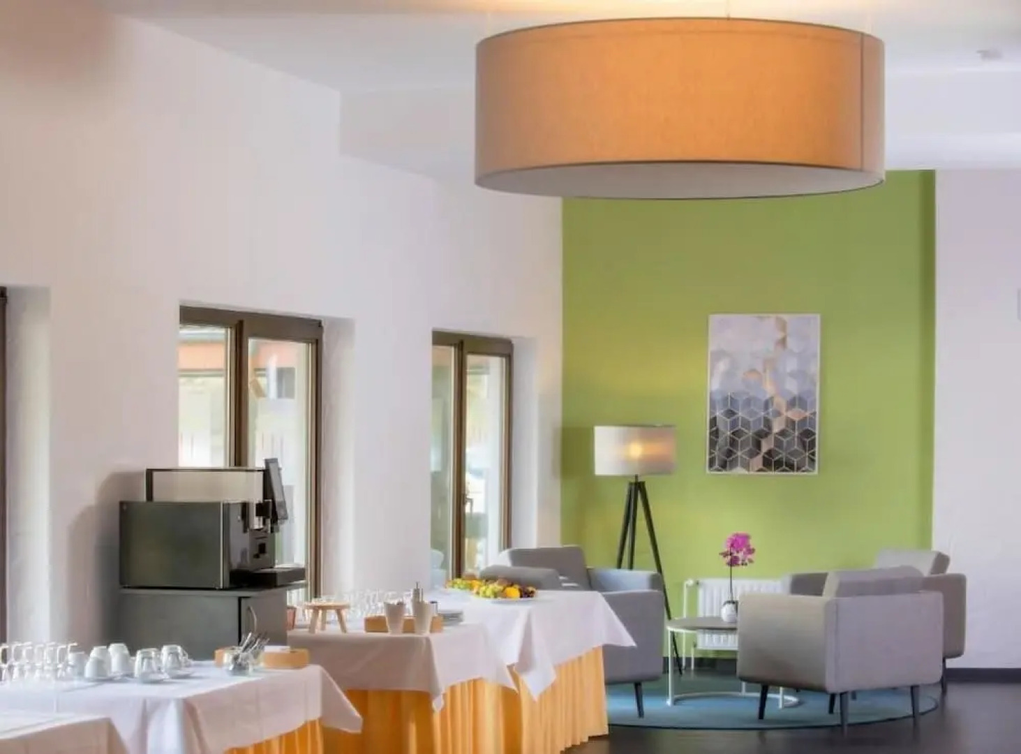 Four Stars By City Hotel