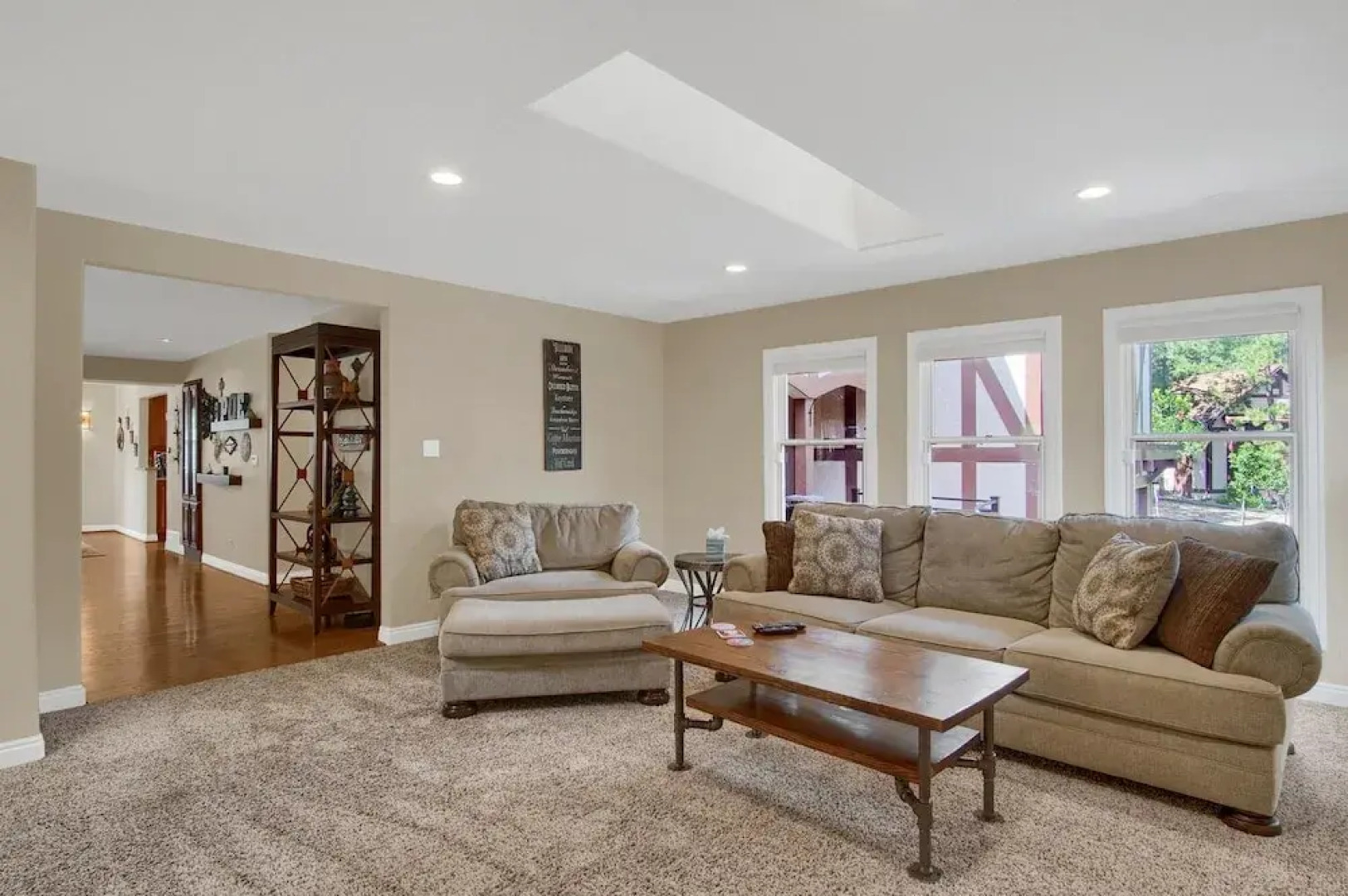 5BR Poe Manor Entertain,hot Tub+has Everything!