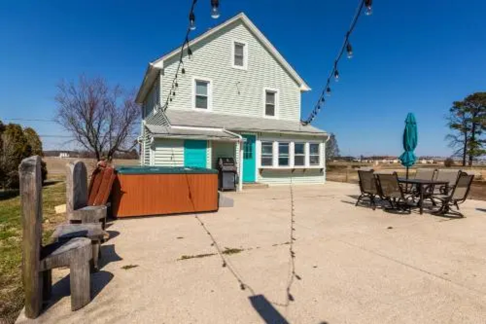 The Brooklyn Estate and Cottage