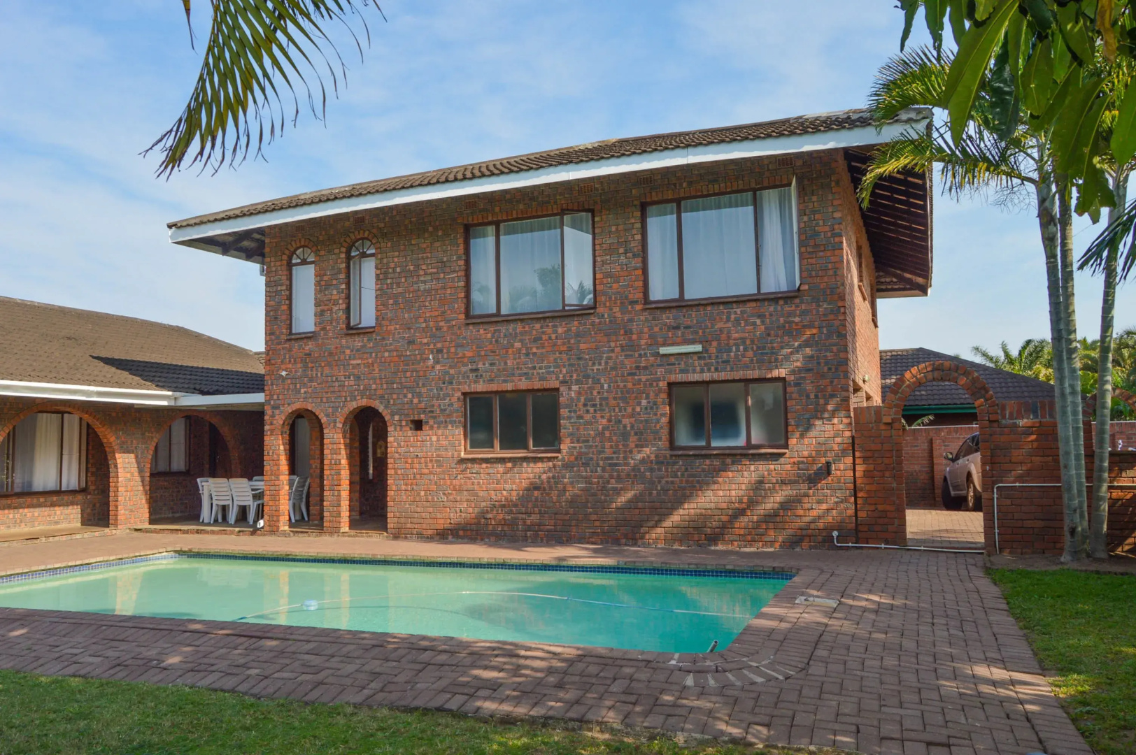 Emangunini Guest house