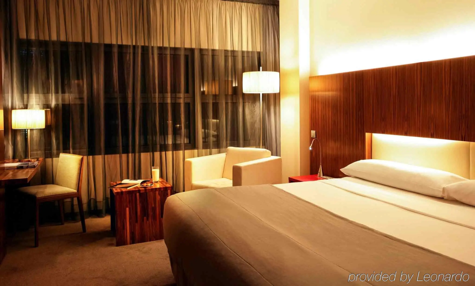 Sofitel Barcelona Skipper