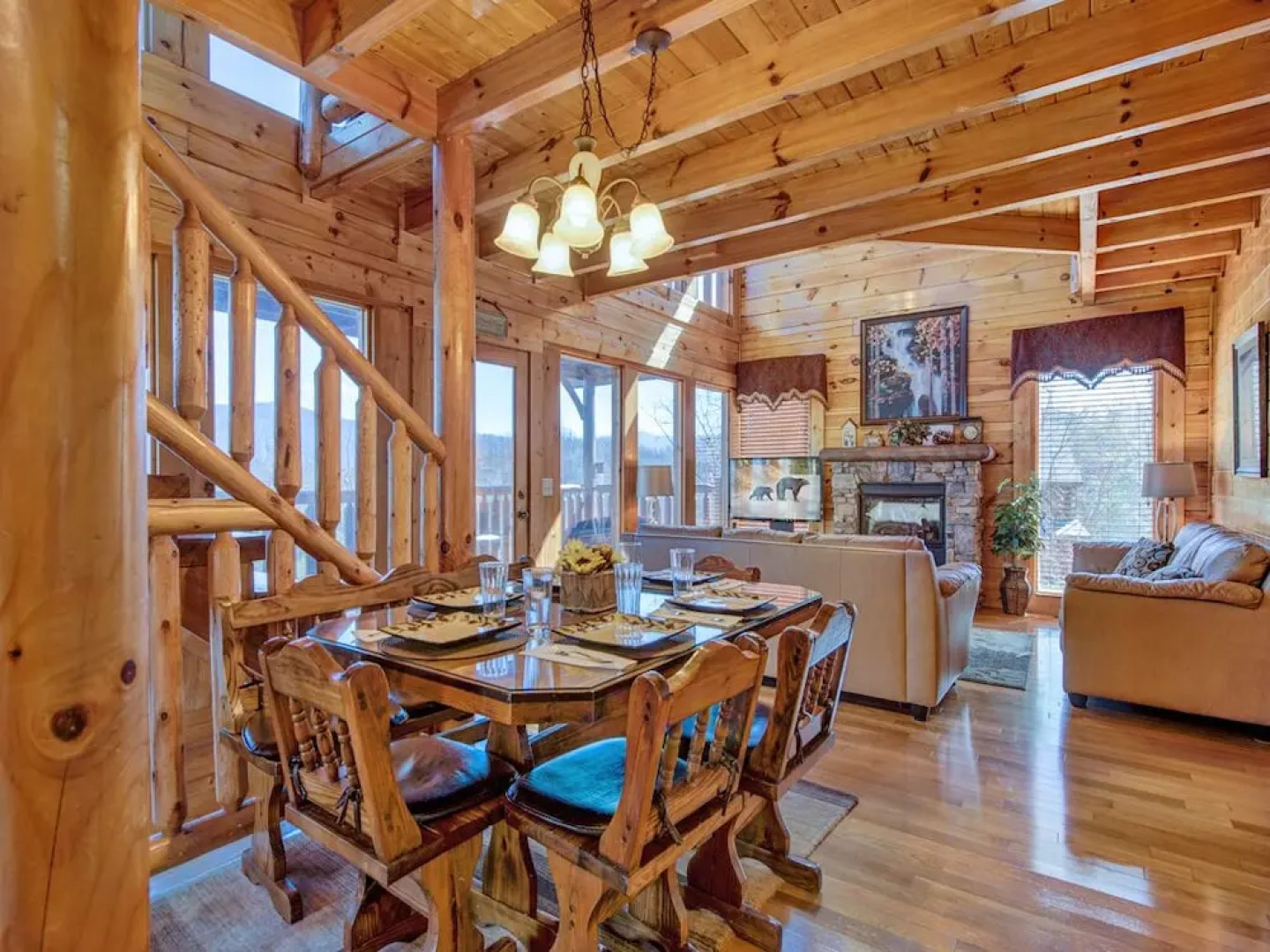 Bella Yani - Three Bedroom Cabin