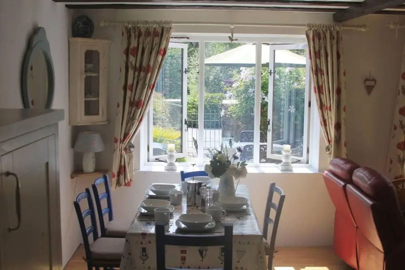 Charming 2-bed Cottage in Modbury