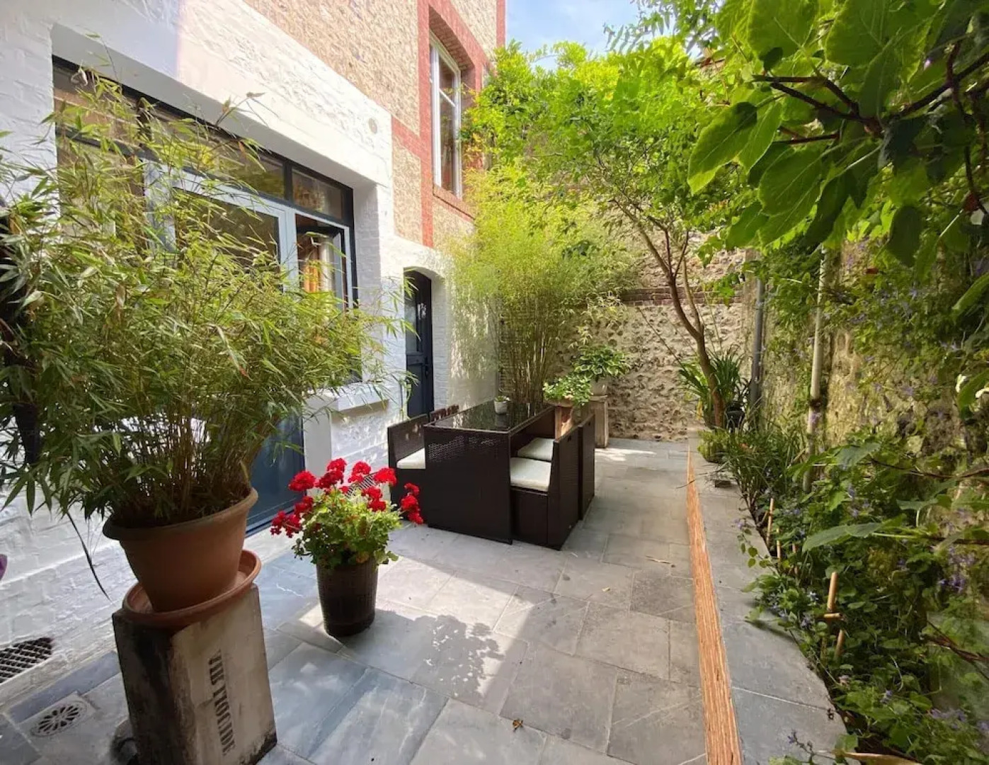 Apartment in Normandy Near Pebble Beach