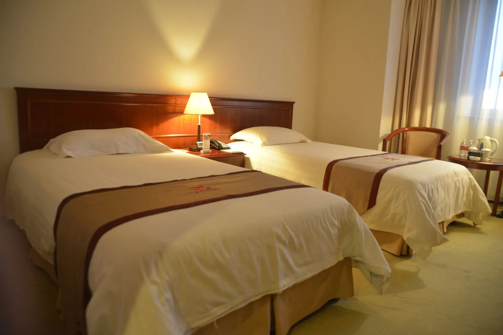 Shanghai Airlines Travel Hotel