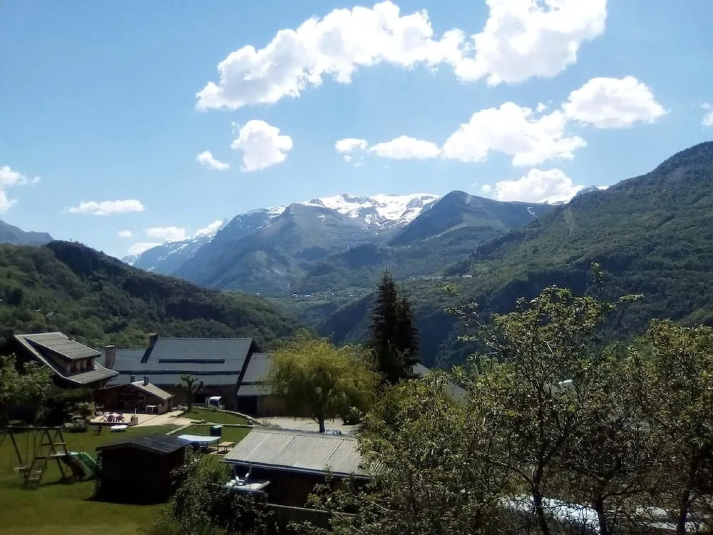 Apartment With 3 Bedrooms in Auris, With Wonderful Mountain View, Furnished Garden and Wifi - 6 km From the Slopes