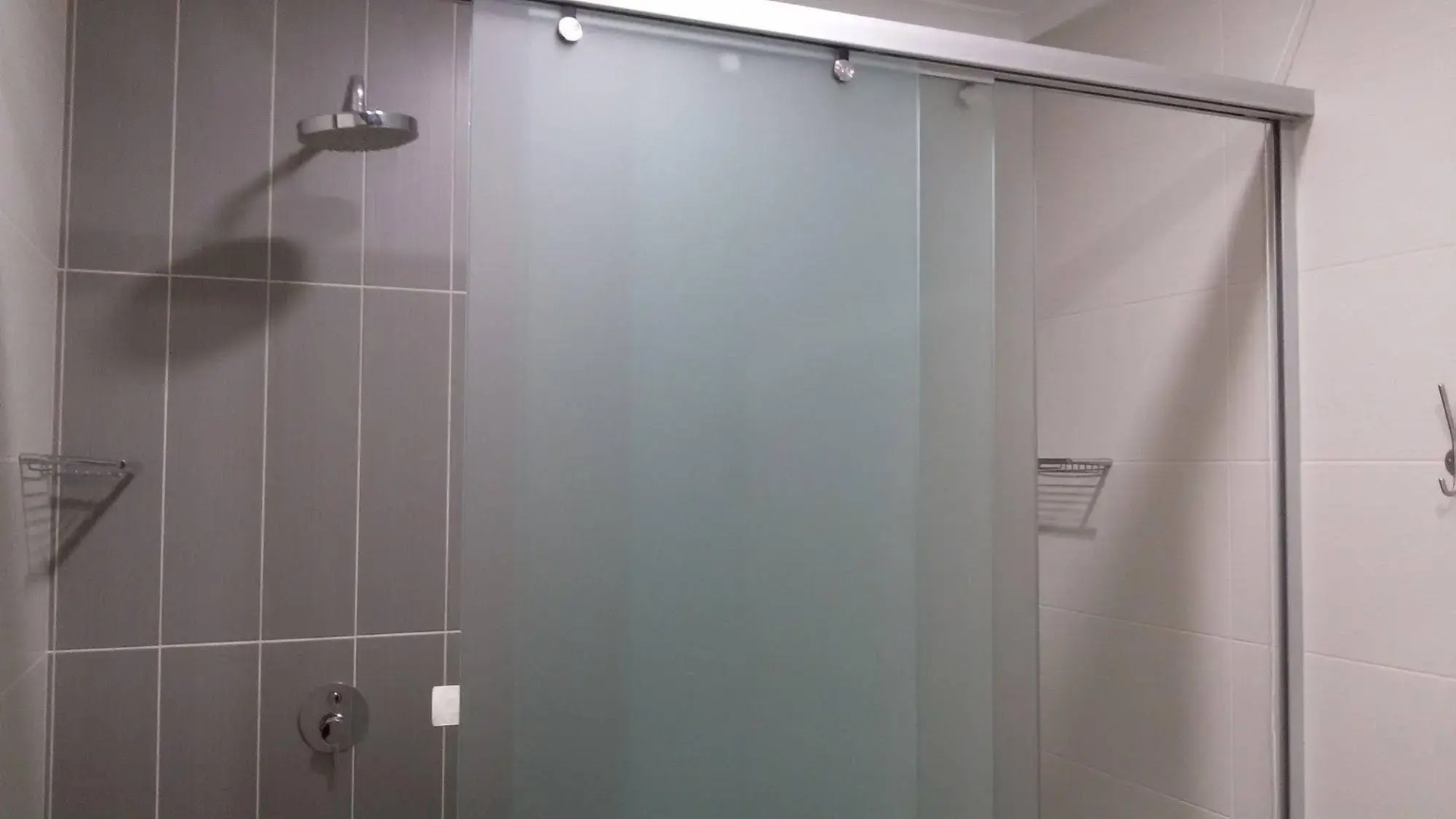 Welcome In - Suites & Hostel