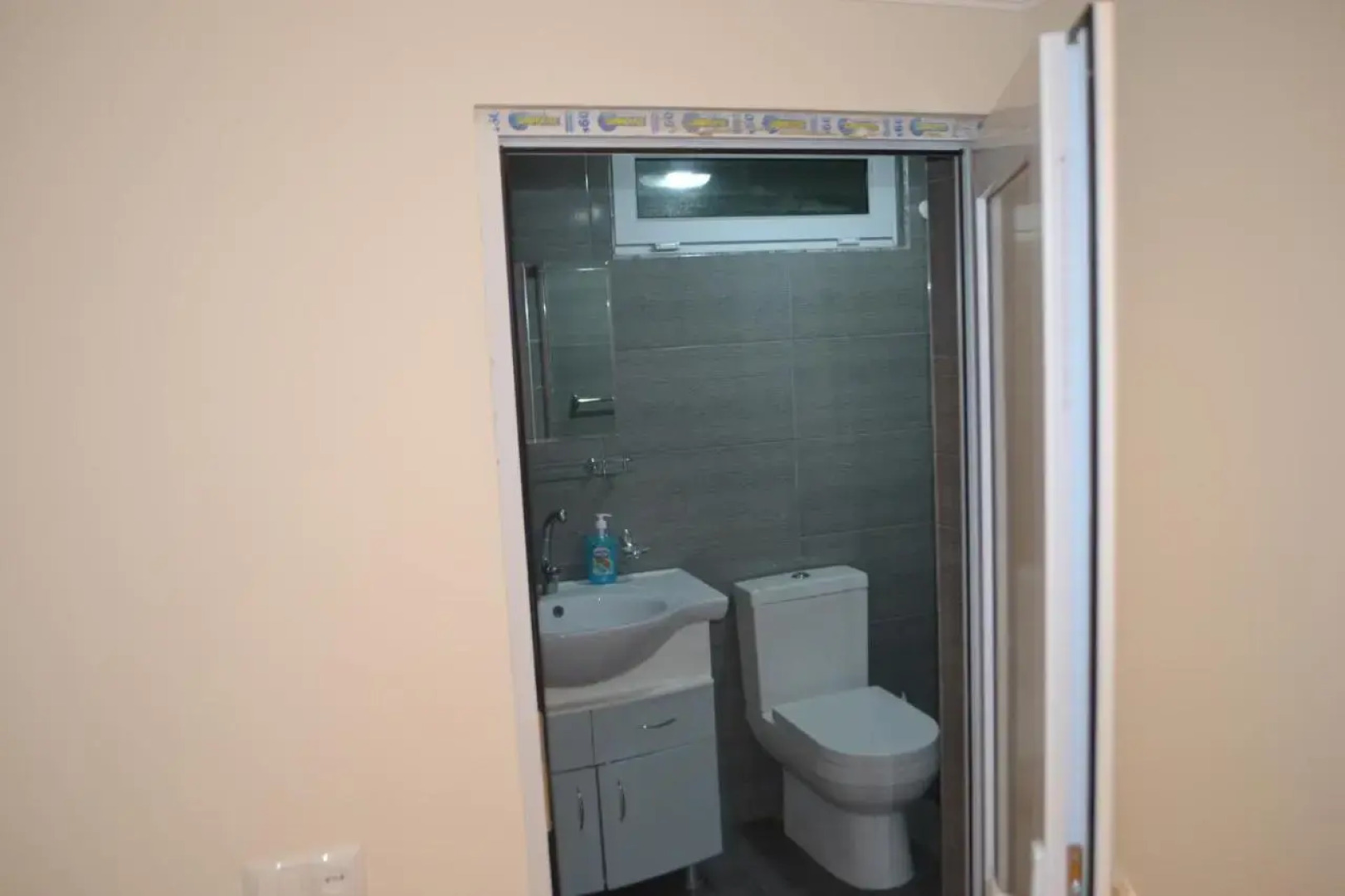 Guest House On Mirian Mepe