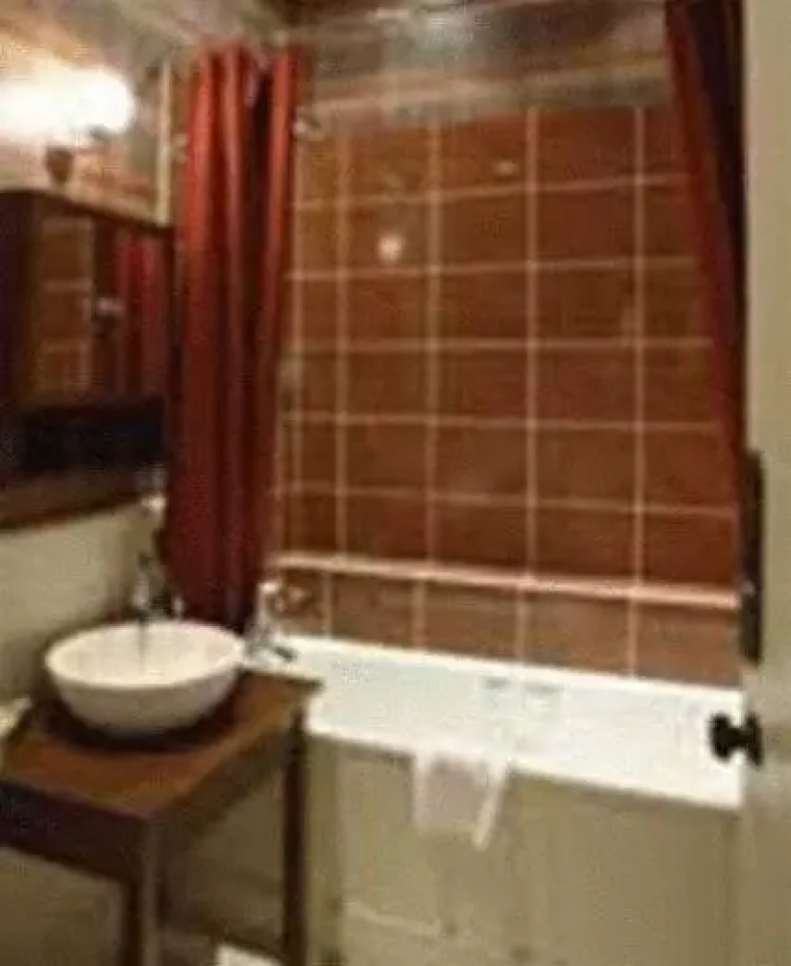 Ravenwood Hall Hotel