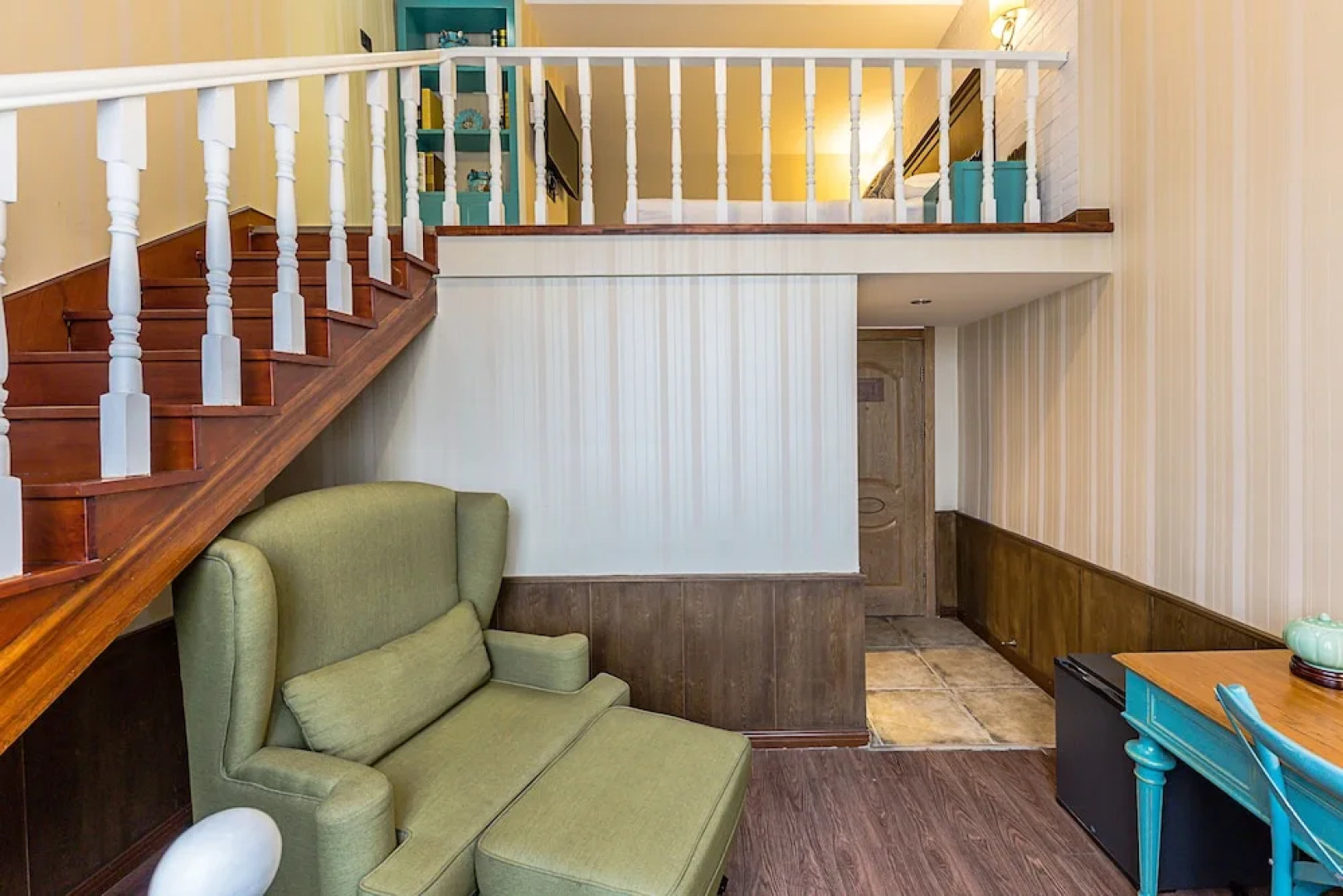 Hangzhou Wuyang Gongguan - Railway Station Branch