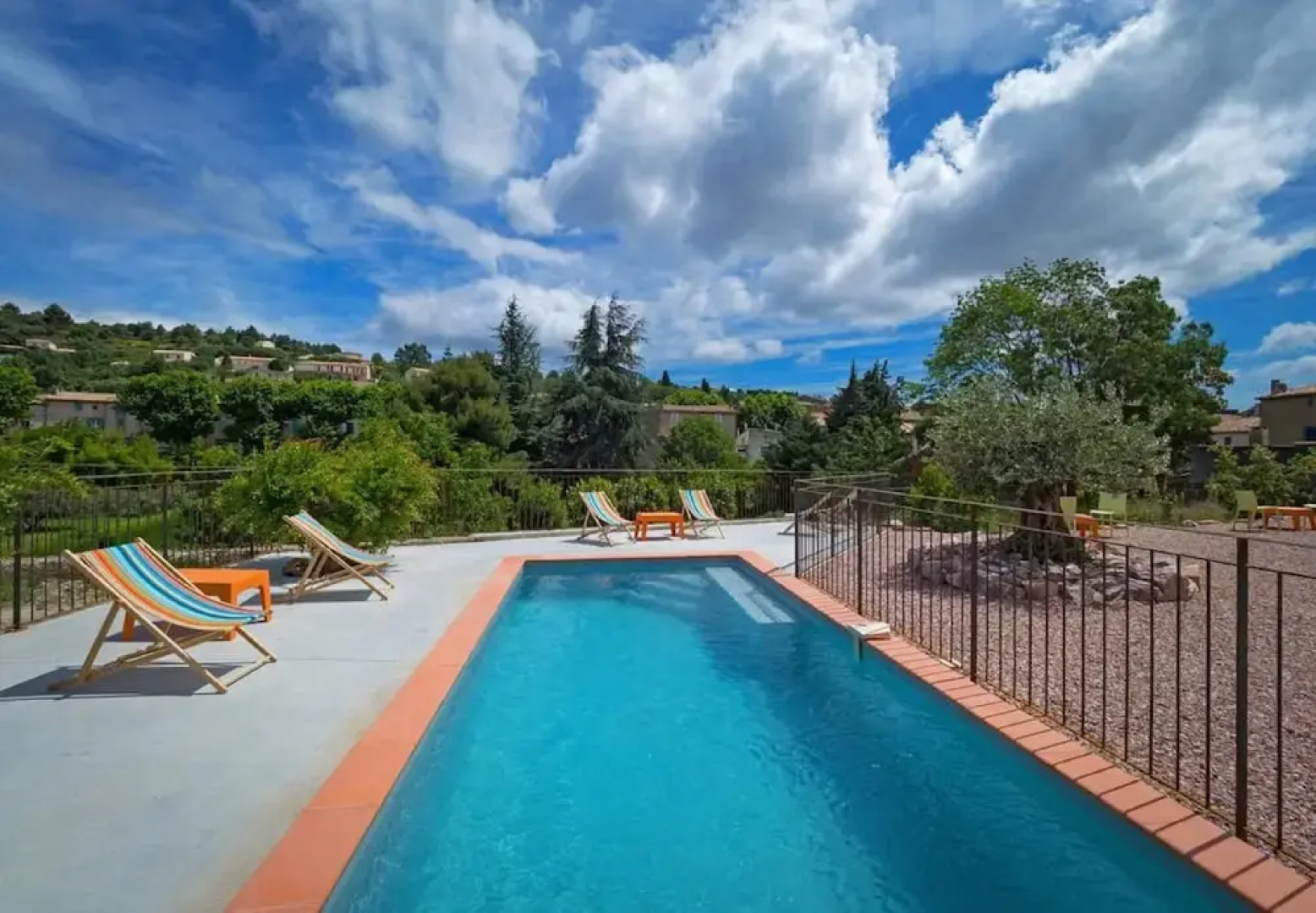 Contact Hôtel Restaurant Le Minervois