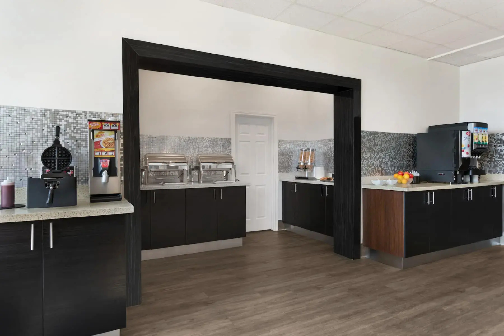 Ramada by Wyndham Belleville Harbourview Conference Centre