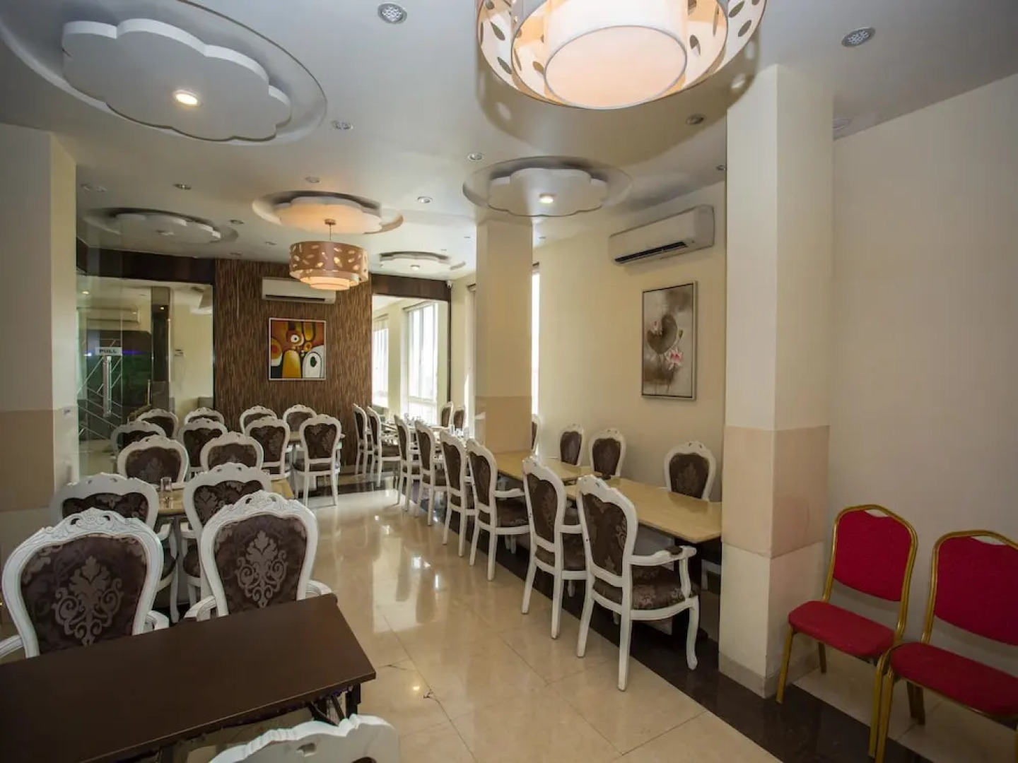 OYO 2377 Hotel Residency