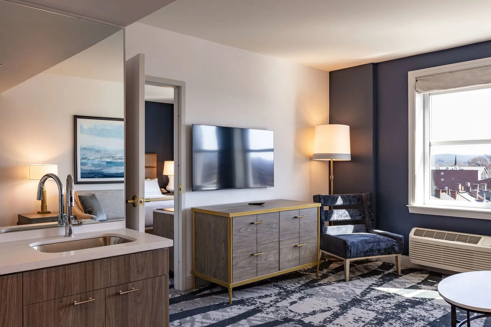 The Yorktowne Hotel, Tapestry Collection by Hilton