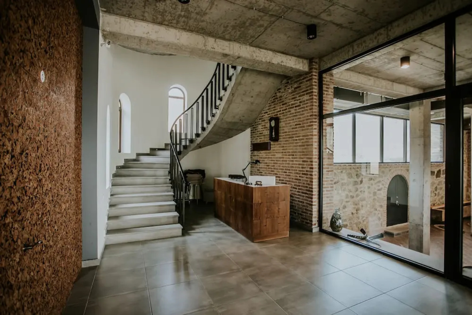 Отел Babaneuris Marani