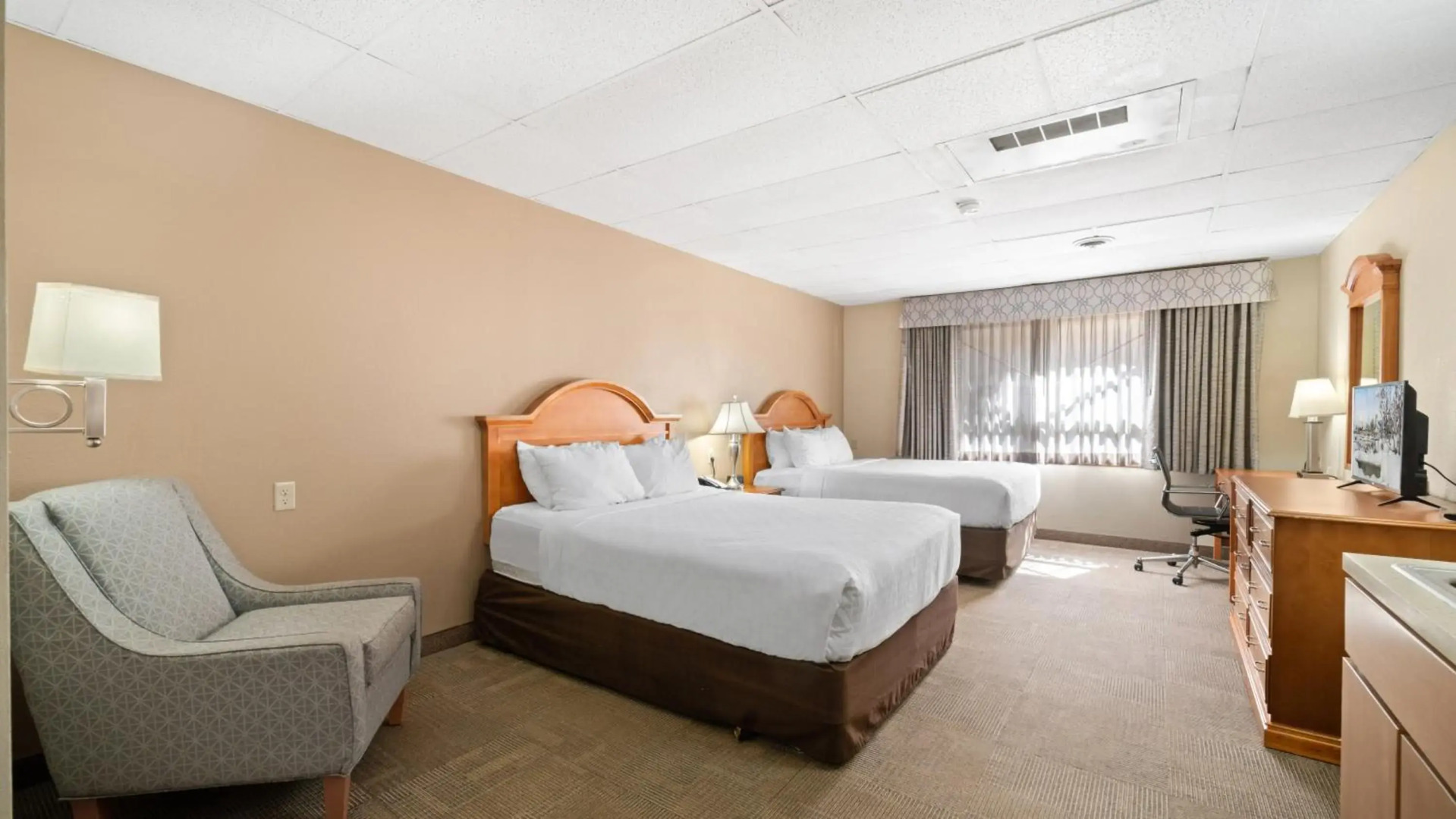 Clarion Hotel & Suites Fairbanks near Ft. Wainwright