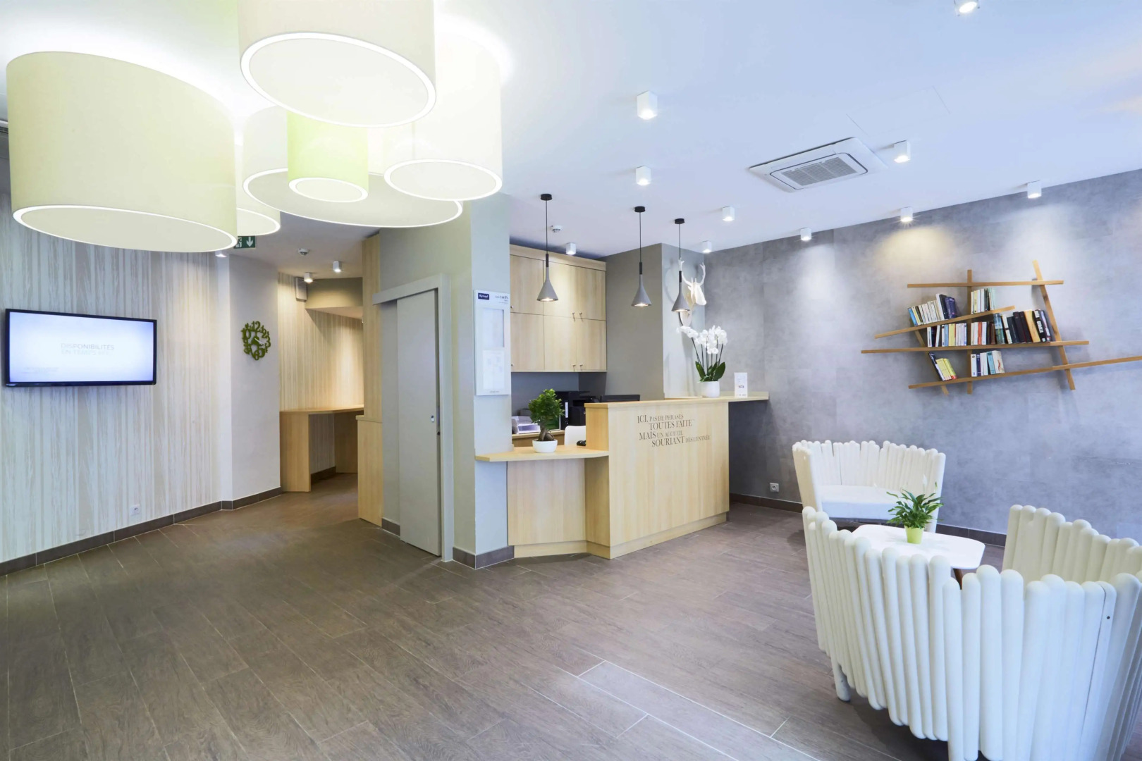 Kyriad Paris 18 - Porte de Clignancourt - Montmartre