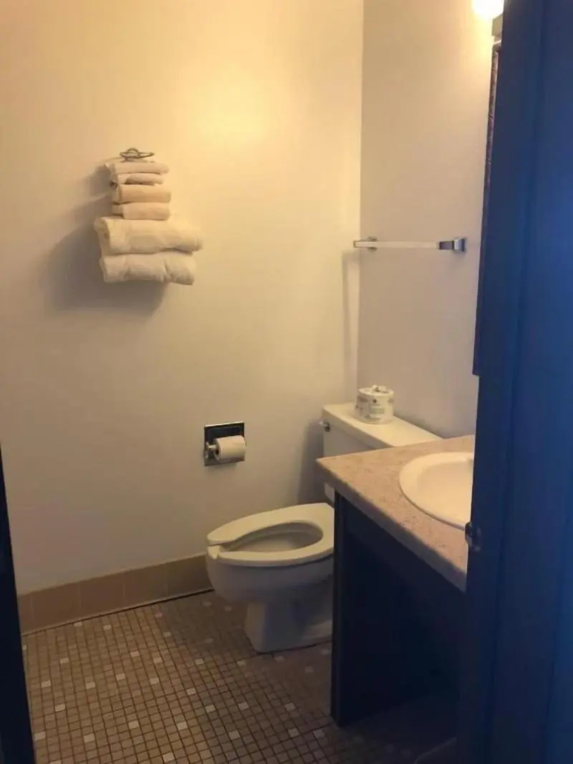 Neva Jean Motel