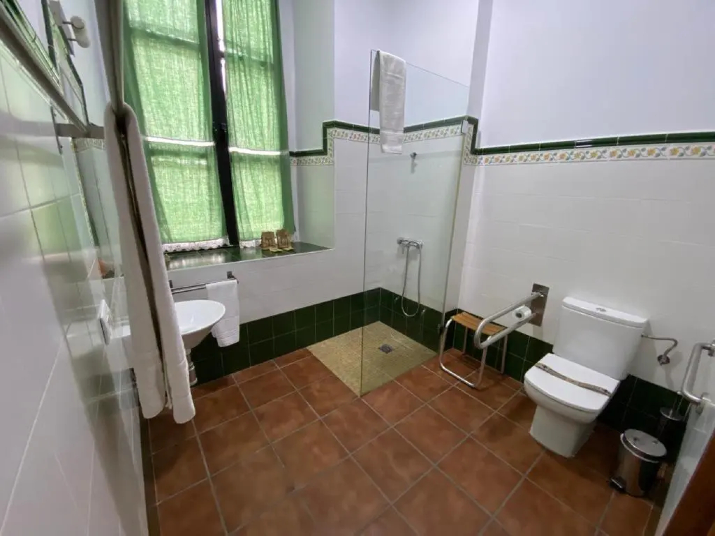 Hotel Entreolivos