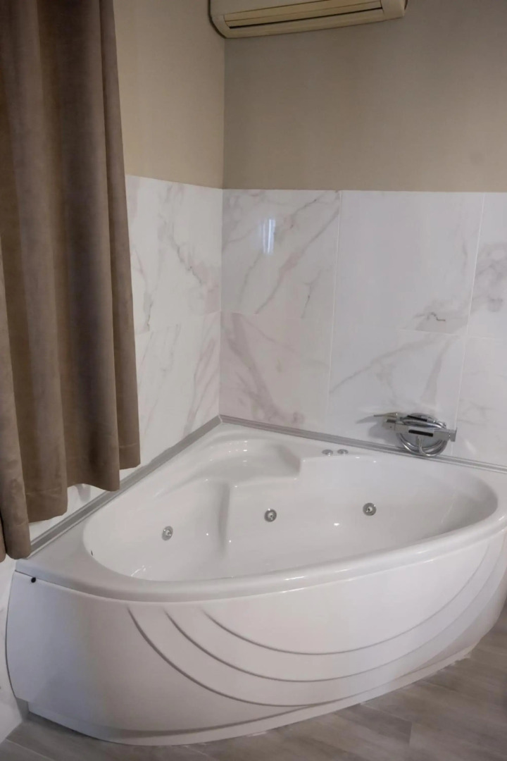 Cavallari Palace Hotel Suites