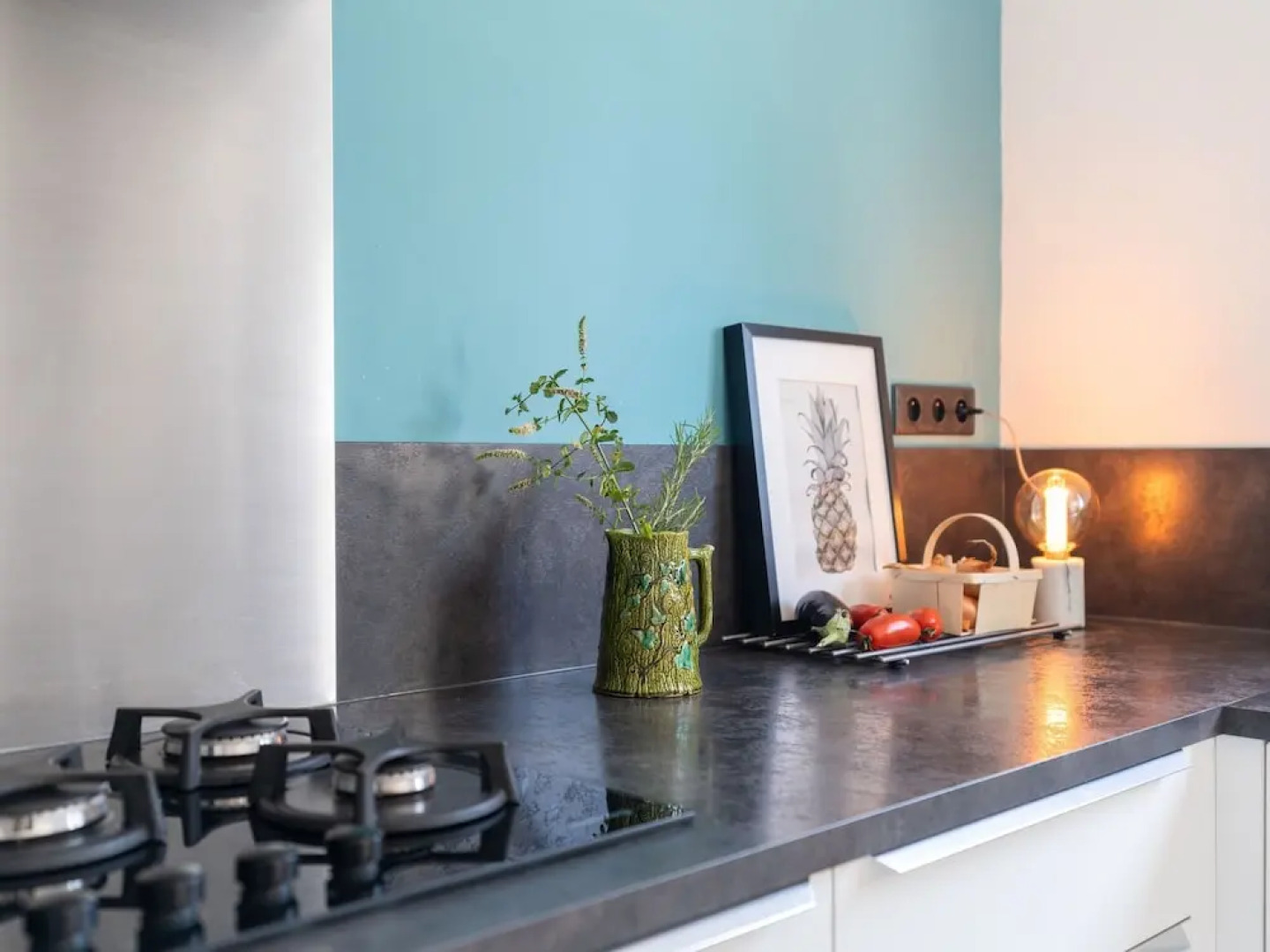 Luxury Modern Villa With Private Pool and Enclosed Garden in the Heart of the Vaucluse