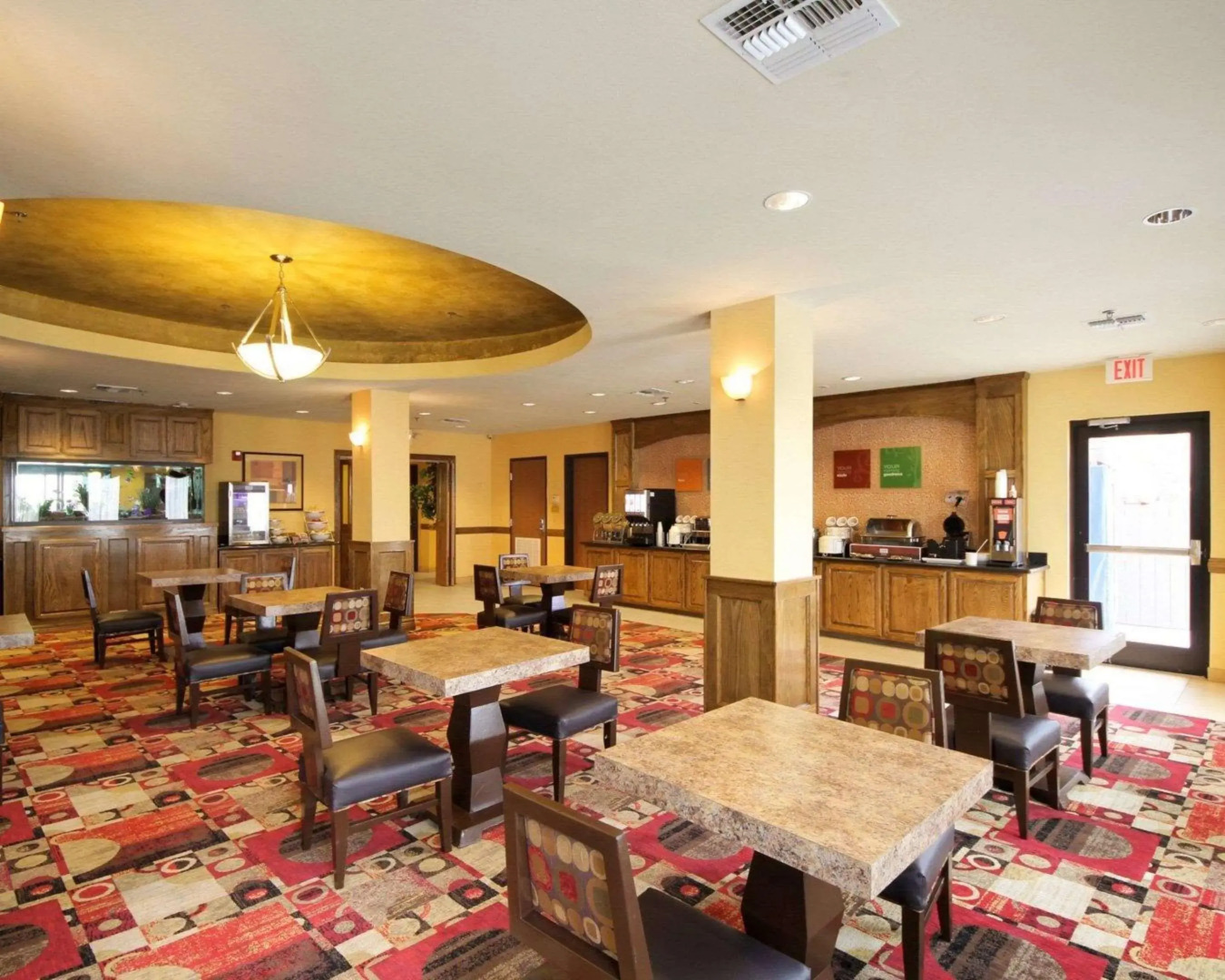 Comfort Inn & Suites Donna near I-2