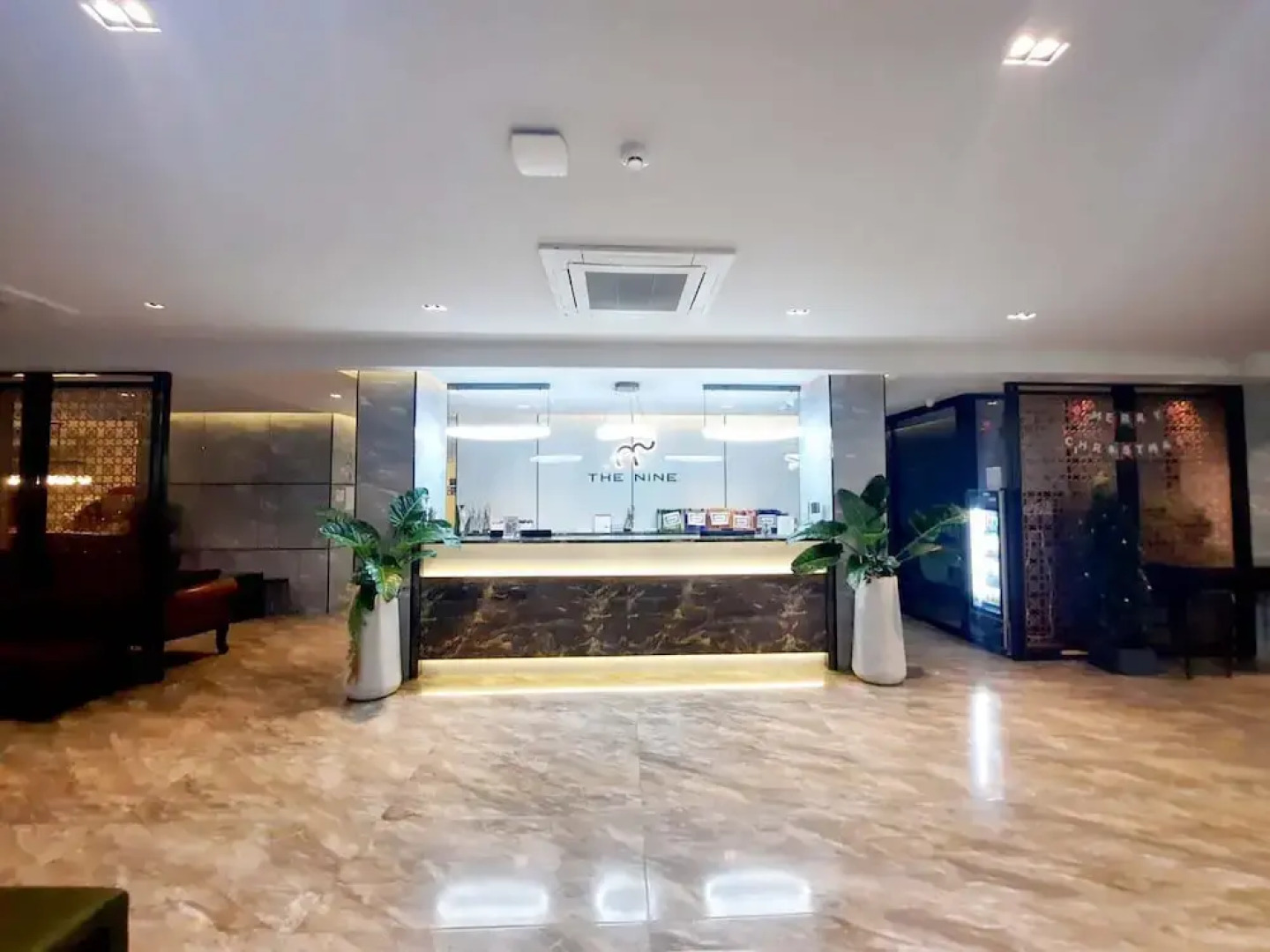 The 9 Residence Hotel