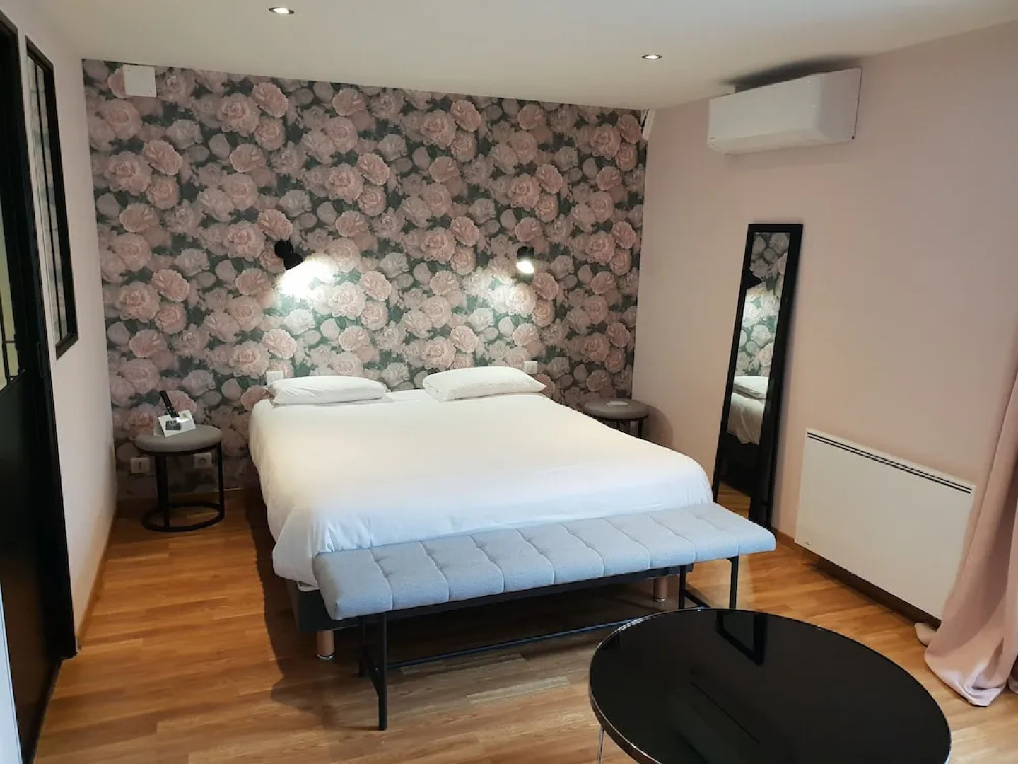 Aux Maisons (Relais du Silence)