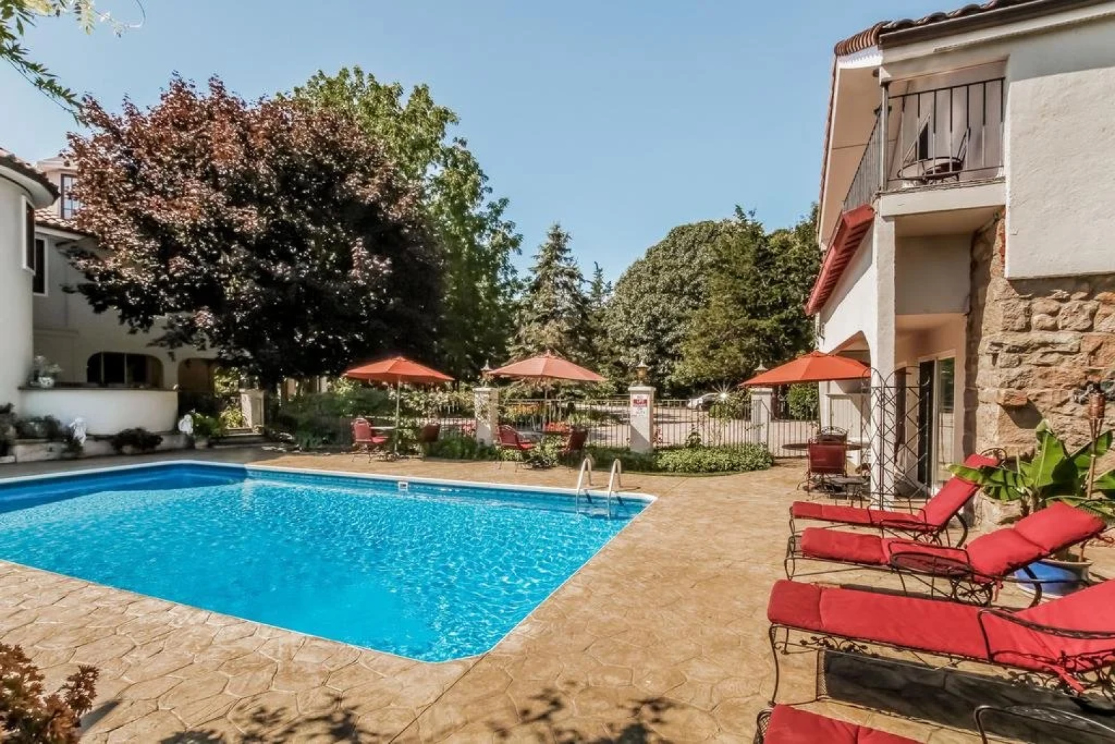 The Villa Bed & Breakfast