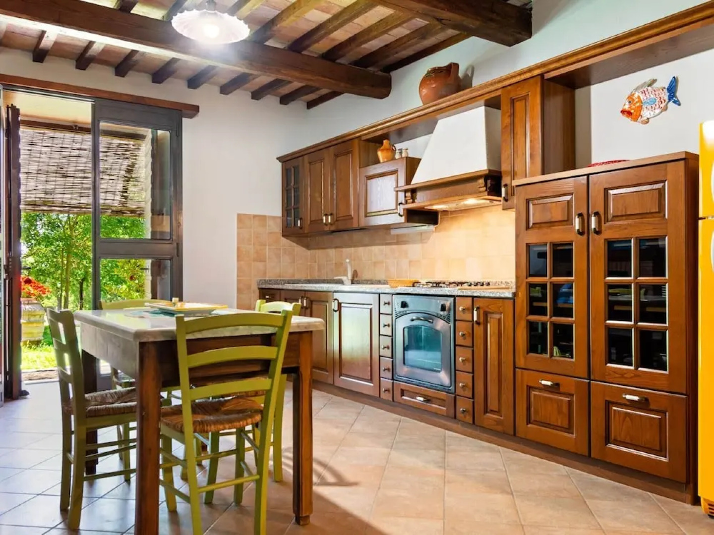 Vintage Holiday Home in Bolsena With Swimming Pool