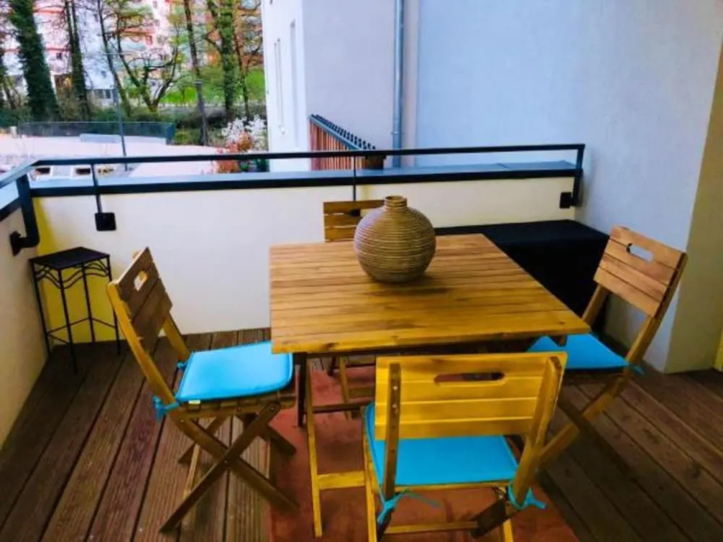 Apartment With one Bedroom in Annecy, With Furnished Balcony and Wifi