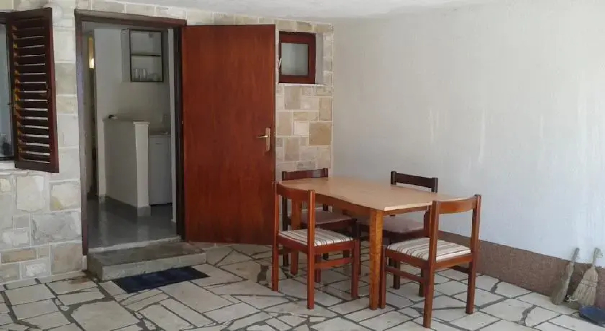 Apartments Lončarević